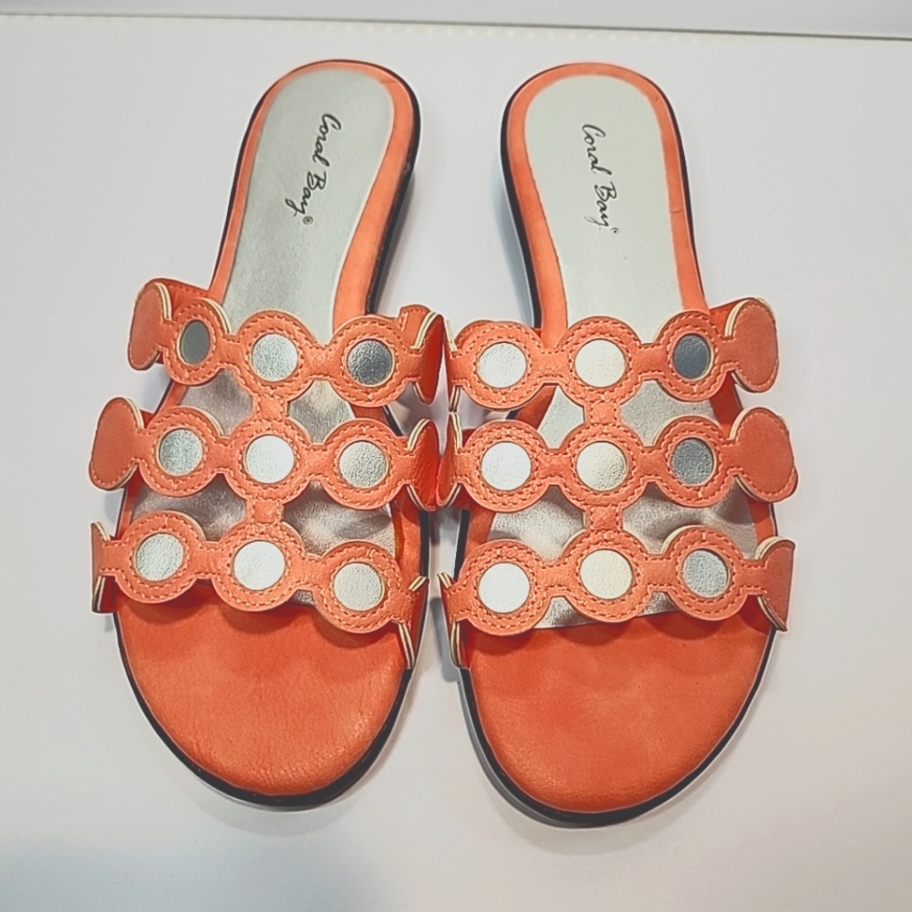 CORAL Silver Womens 8.5 SlipOn Sliders Sandals 1" Wedge Comfort Coral Bay Maggie
